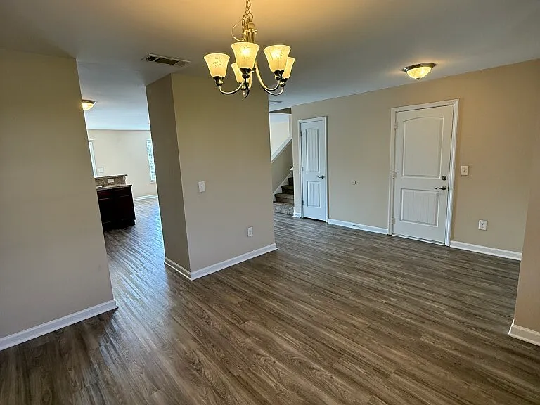 107 Mardi Gras Ln — Photo 4