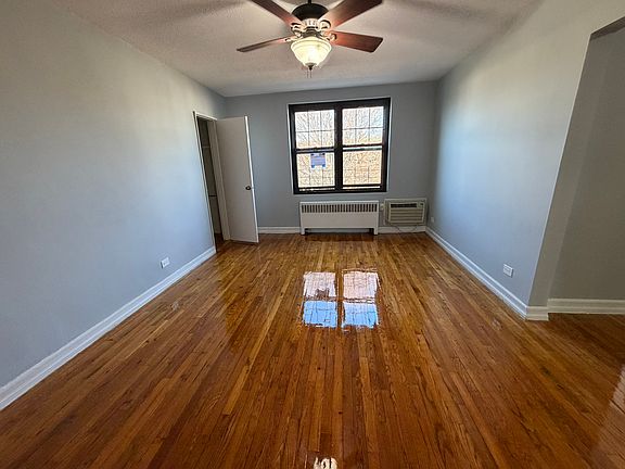 5th image of 7043B Park Dr E #B