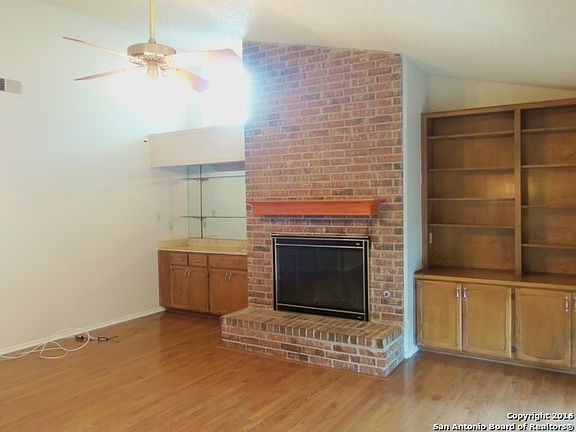 3rd image of 1922 Shadow Park St