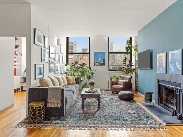 88 Wyckoff Street image 1 of 11