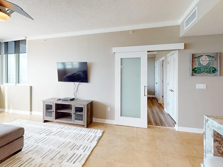 2060 Beach Blvd #1603 — Photo 16