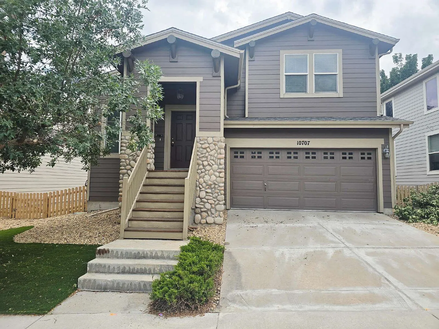 3 bed, 2.5 bath, 1300 sqft, $2,700 — Photo 1
