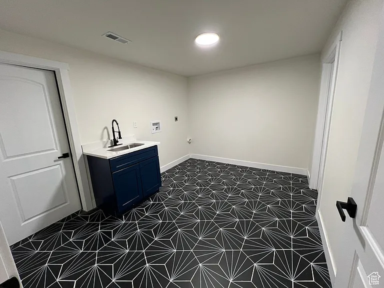 552 Chelsea Dr — Photo 28