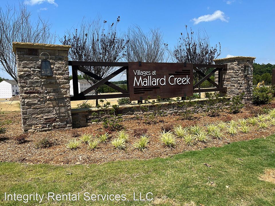 1st image of 11044 Woodland Creek Way