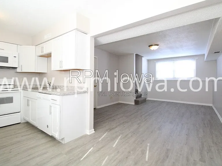 1607 NW 2nd St #1607 — Photo 5