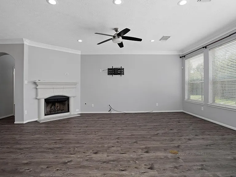 6703 Forsythe Ln — Photo 8