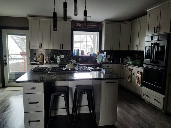3rd image of 2522 Cripple Creek Dr
