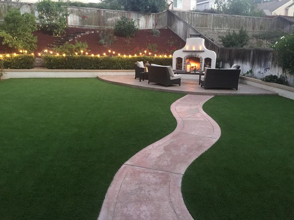 Outdoor patio furniture include in rental