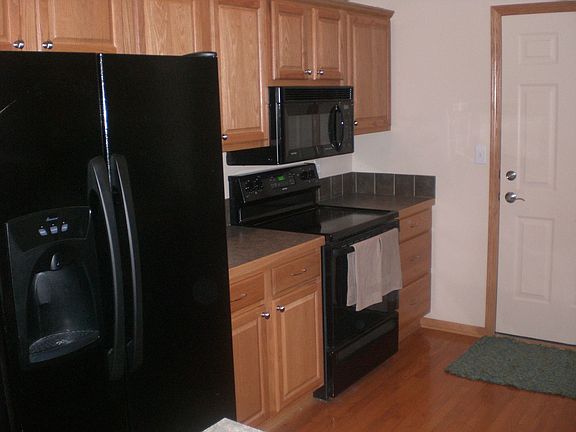 Kitchen - Fridge Included