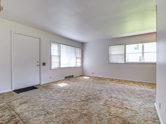 5th image of 617 Franklin St
