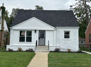 1562 Kenilworth Dr, Calumet City, IL