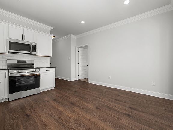 3rd image of 528 Rohan Dr Lot 66