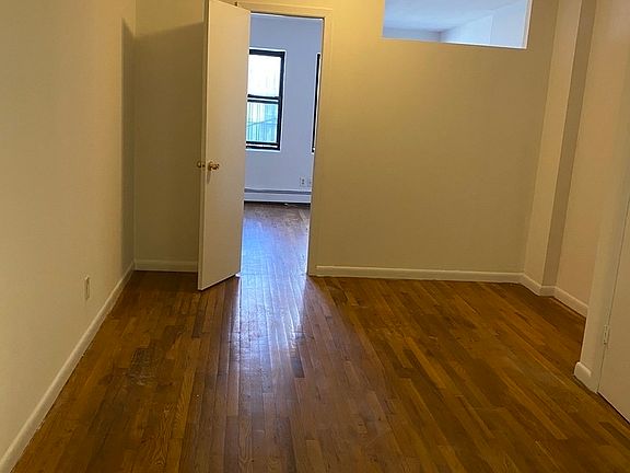 2nd image of 209 Madison St #2B