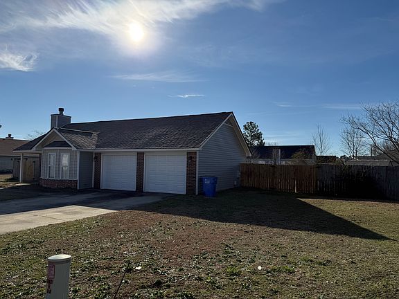 2nd image of 105 Abelia Dr