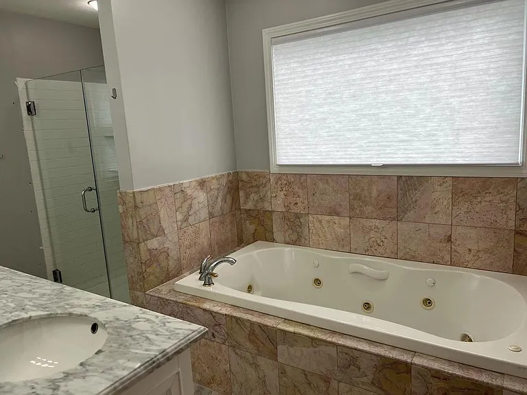 303 Cabot St — Photo 18