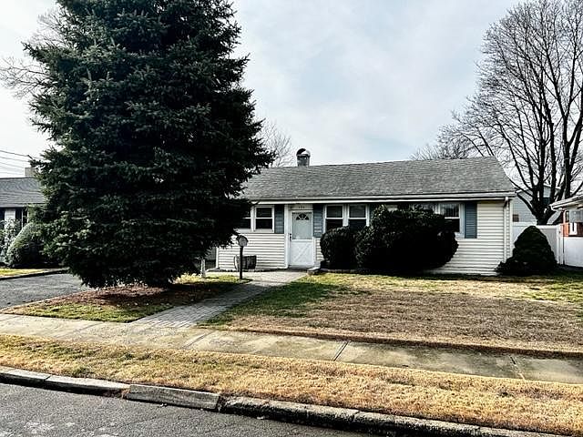 1st image of 180 Elmwood St