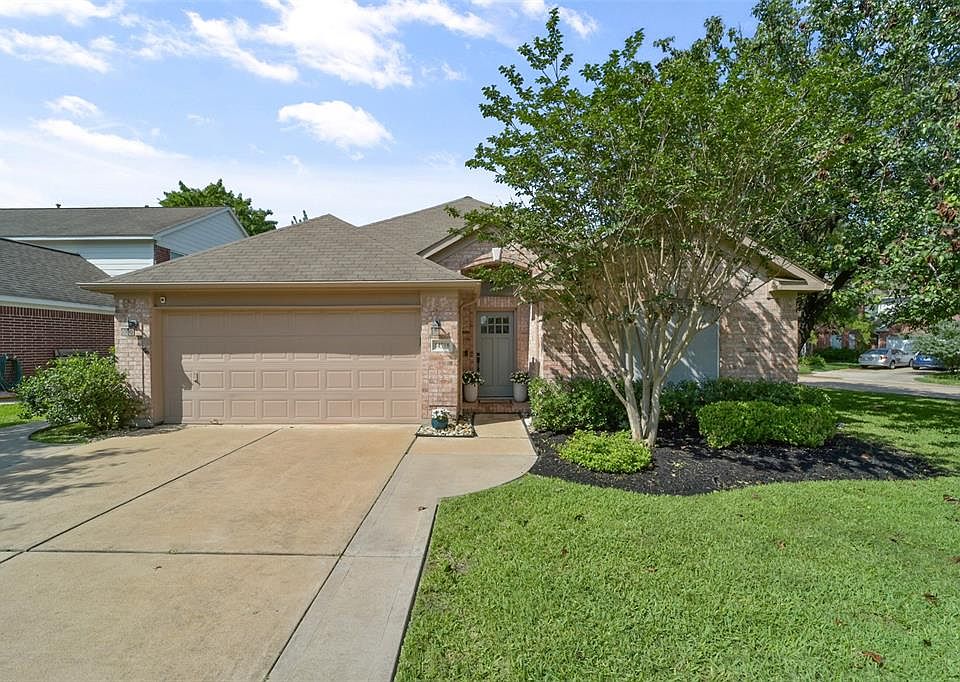 1st image of 14918 Chestnut Falls Drive