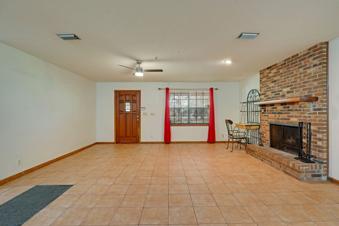 next background image