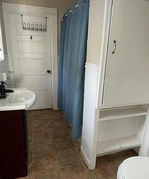 320 S 4 E — Photo 9