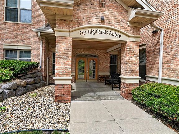 3rd image of 5418 Old Middleton Rd APT 301