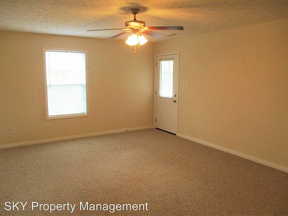 2nd image of 260 Walnut Creek Dr APT B16