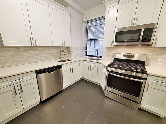 5th image of 255 W 88th St APT 9B