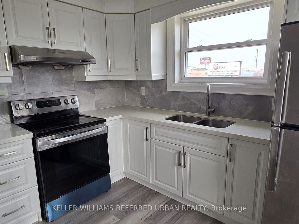 1st image of 399 King St W