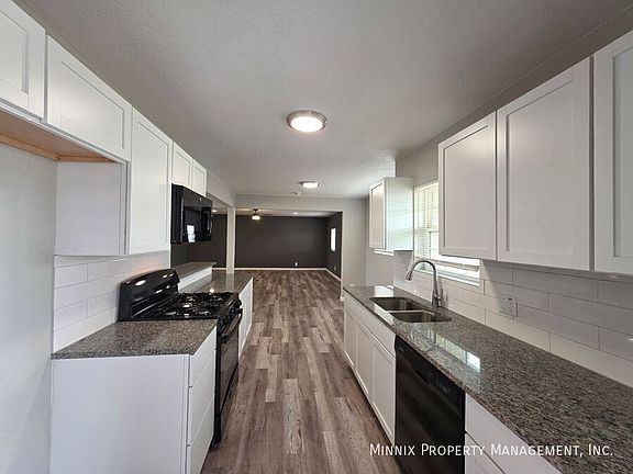 4th image of 4603 Mercedes Dr