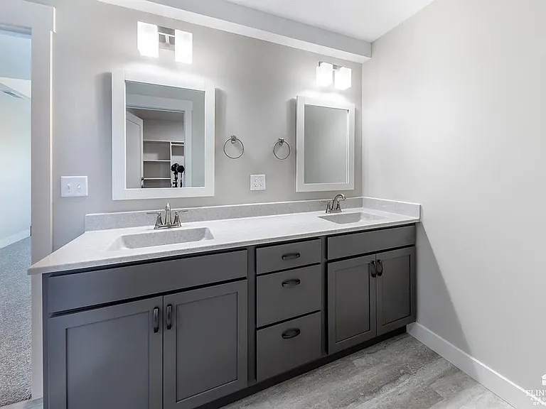 9168 Grammar Ct — Photo 6
