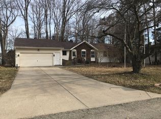4409 Crestlane Dr, Hudsonville, MI 49426