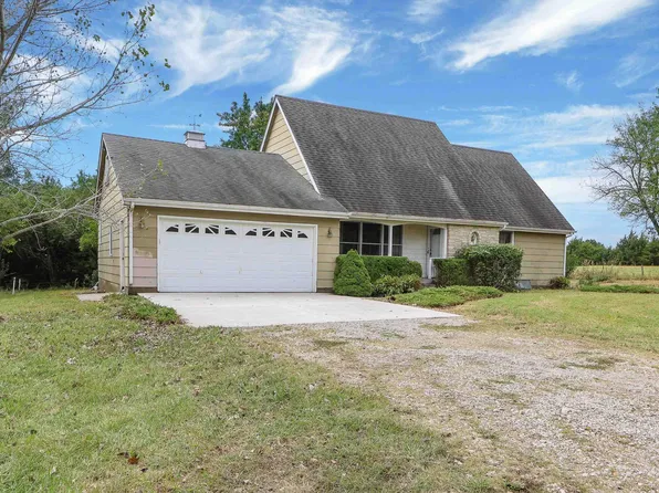 12637 NW 62nd St, Rossville, KS 66533