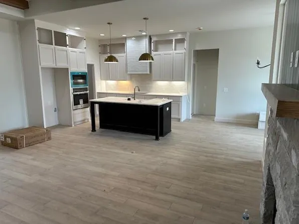 6513 NW 146th St, Oklahoma City, OK 73142