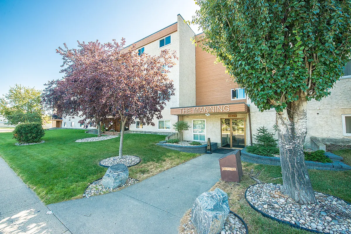 The Manning — Photo 1