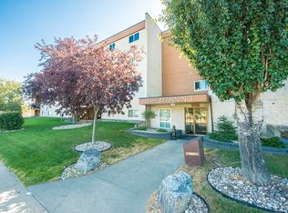 3611 145th Ave NW, Edmonton, AB T5Y 2L7