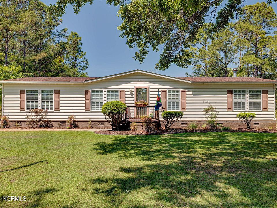 1st image of 111 Topsail Lake Dr