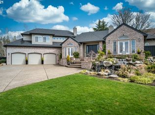 15585 SW Roshak Rd, Tigard, OR 97224