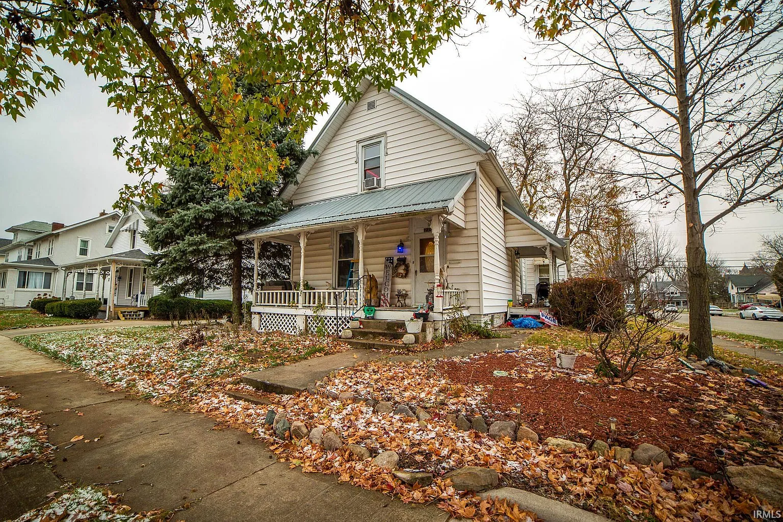 221 S Main St photo 1