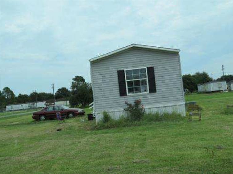 2nd image of 207 Katherine Dr