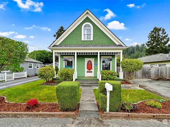 625 E Hazel Avenue, Burlington, WA 98233