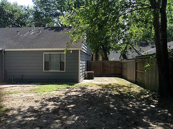 4th image of 7221 Jadewood Dr