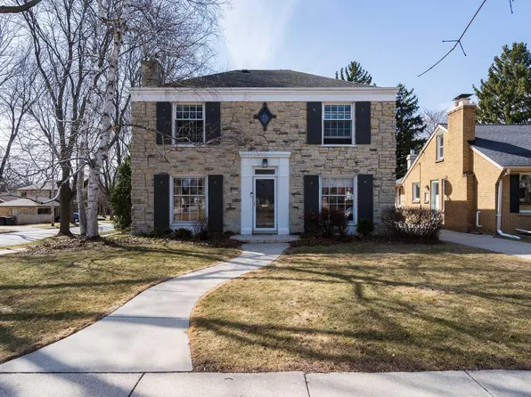 2505 North 91st STREET, Wauwatosa, WI 53226