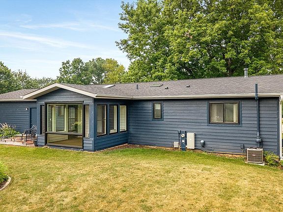 5th image of 336 Forestcliff Cir
