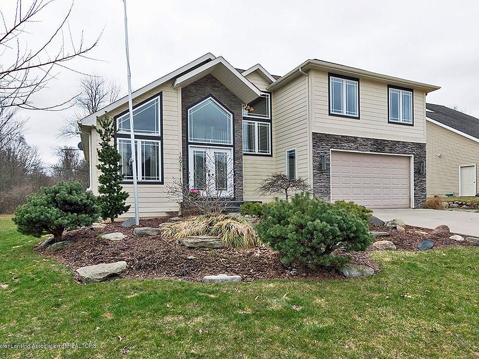 1st image of 16954 E Broadview Dr