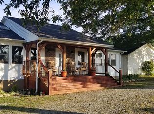 820 Strader Rd, Chatham, VA 24531