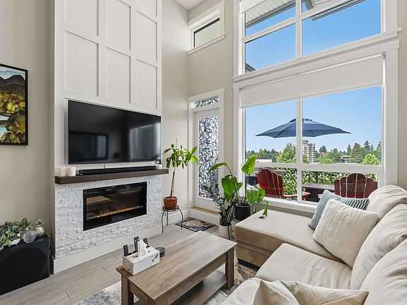 5th image of 22335 McIntosh Ave #607