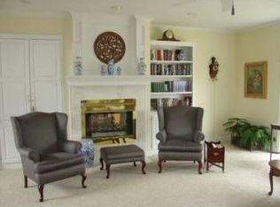 9614 W 128th Ter, Overland Park, KS 66213