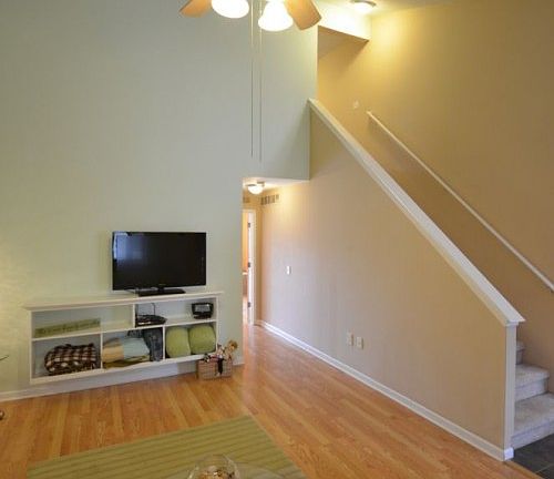 4th image of 59735 Cynthia Dr