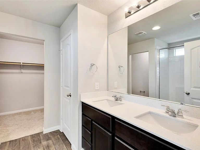 13923 Macquarie Dr — Photo 15