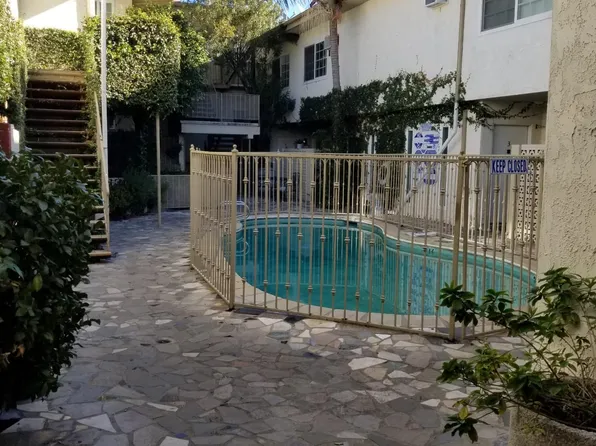 10949 Fruitland Dr #5, Studio City, CA 91604