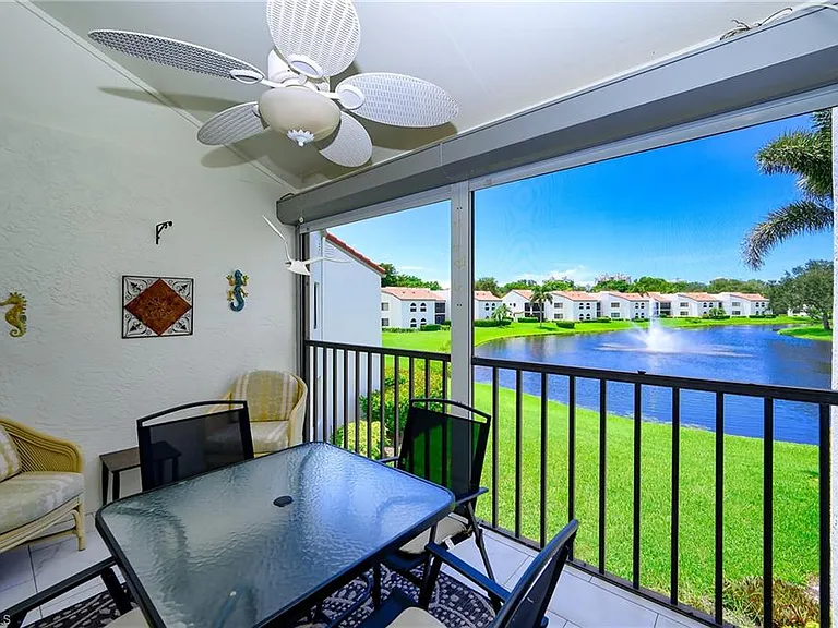 661 Windsurf Ln #A-202 — Photo 1